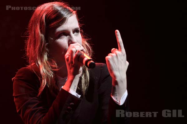 CHRISTINE AND THE QUEENS - 2014-06-21 - PARIS - Olympia - 